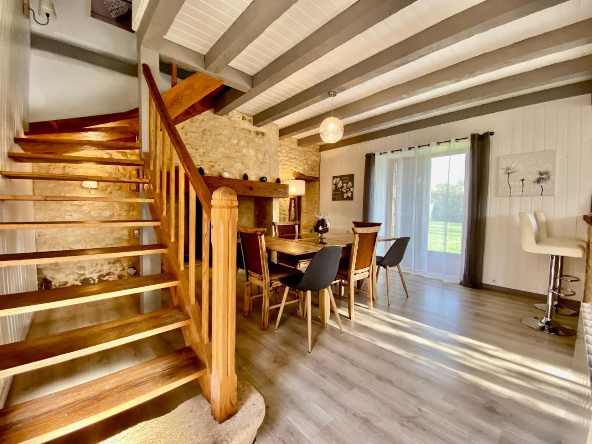 Holiday home Les Pierres De Tiphaine