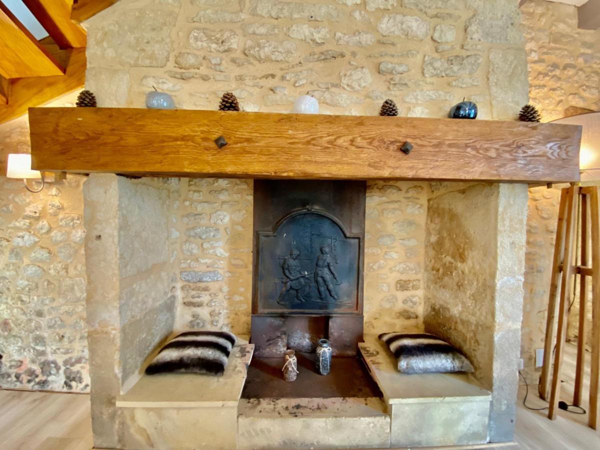 Les Pierres De Tiphaine Holiday home