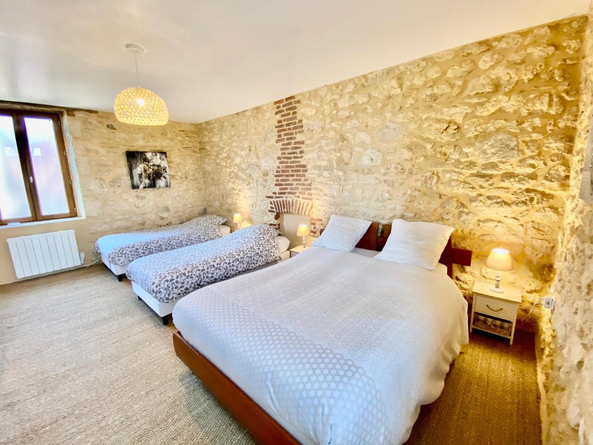 Les Pierres De Tiphaine Holiday home Montignac-Lascaux