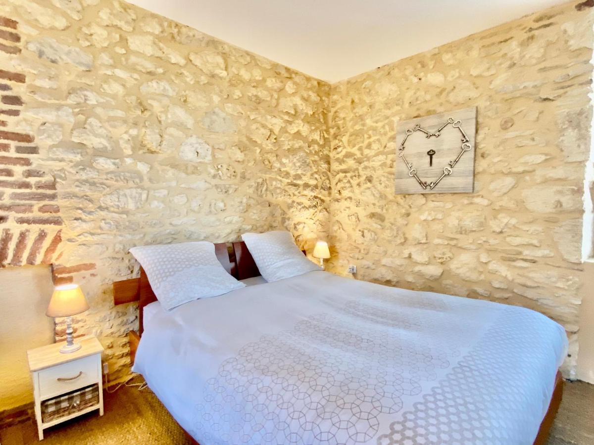 Holiday home Les Pierres De Tiphaine